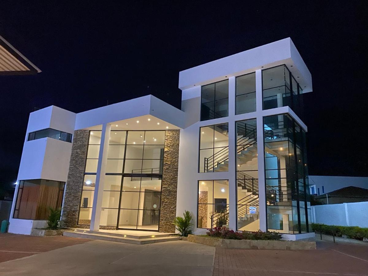 Hotel Celeste Inn Chinauta- Fusagasuga Ngoại thất bức ảnh