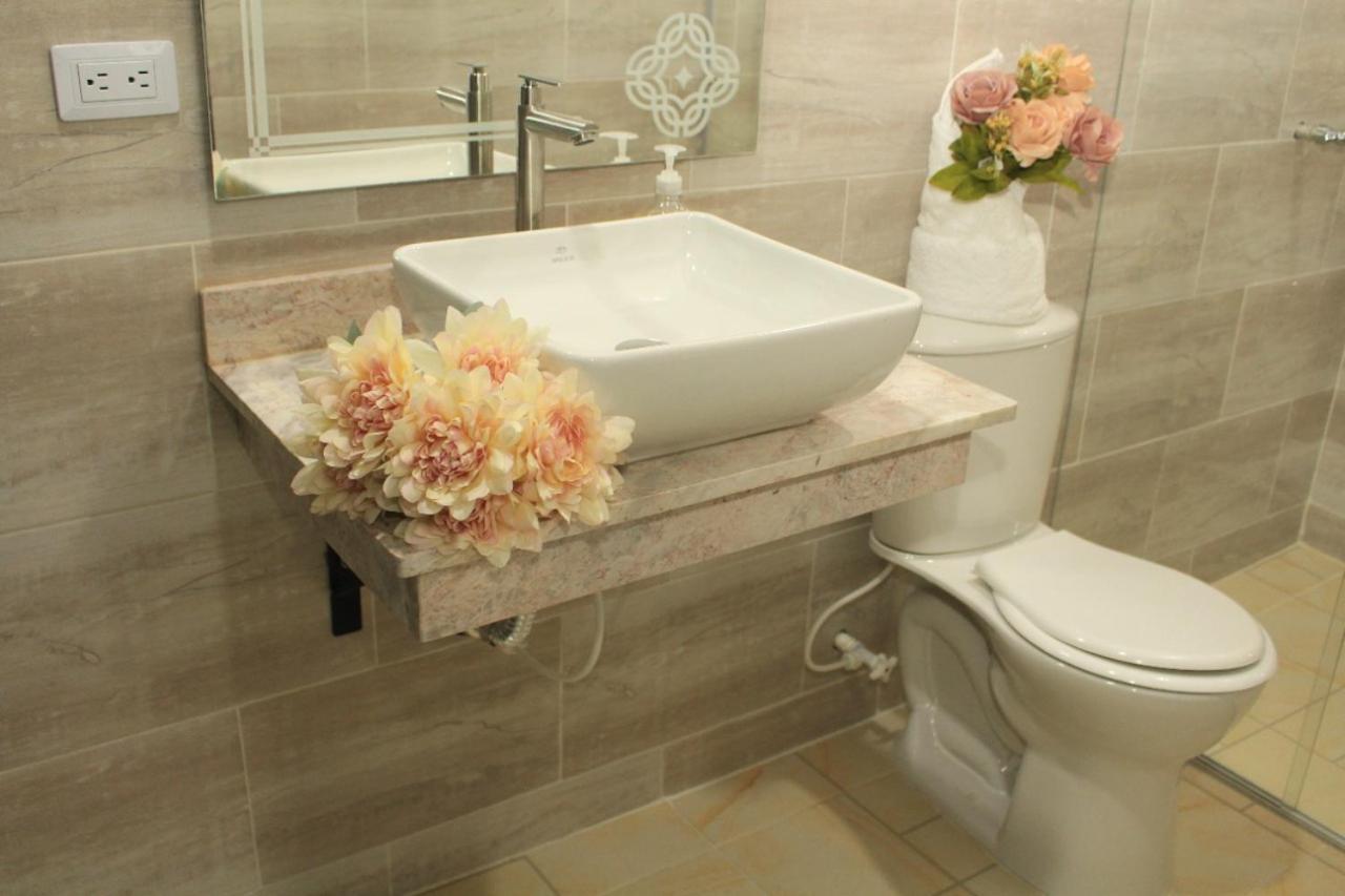 Hotel Celeste Inn Chinauta- Fusagasuga Ngoại thất bức ảnh