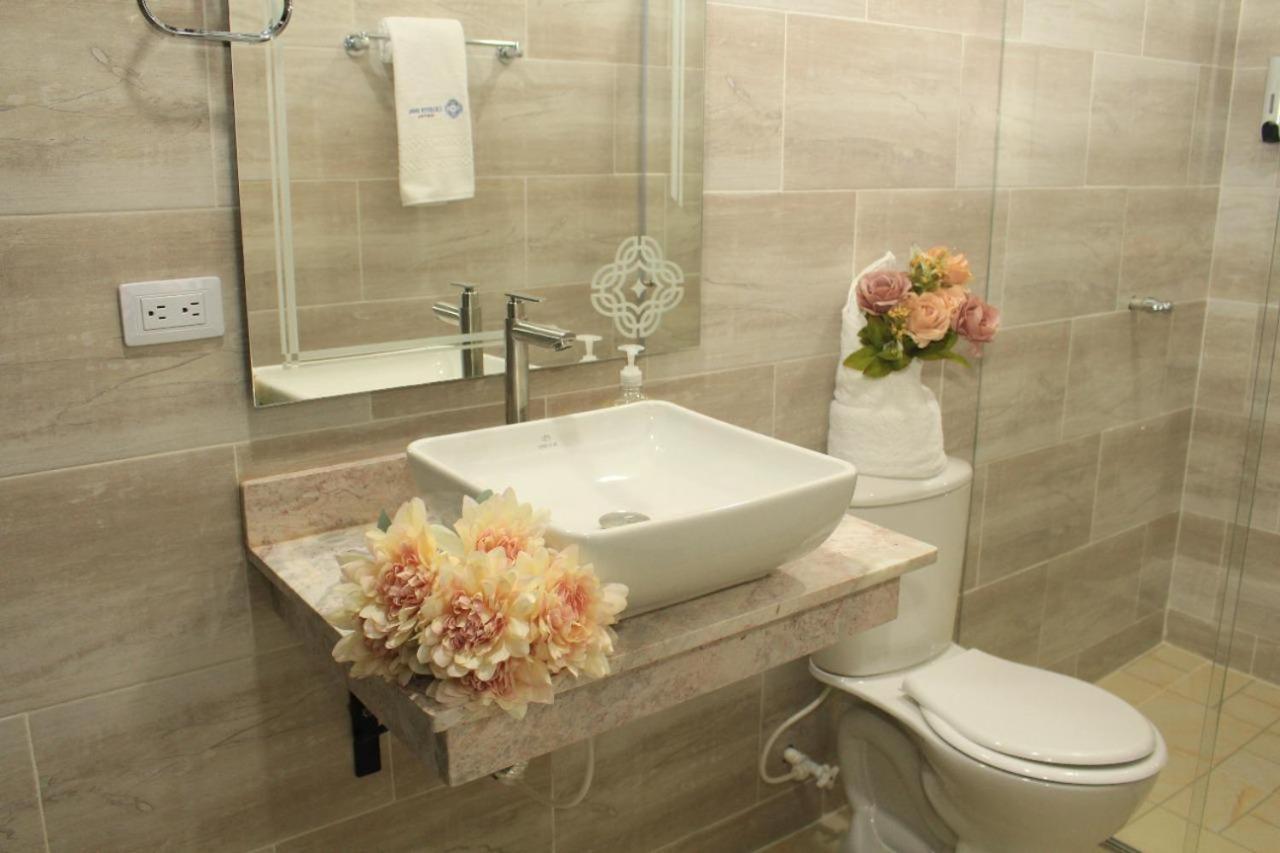Hotel Celeste Inn Chinauta- Fusagasuga Ngoại thất bức ảnh